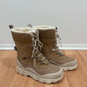 UGG women’s Adirondack Meridian boots